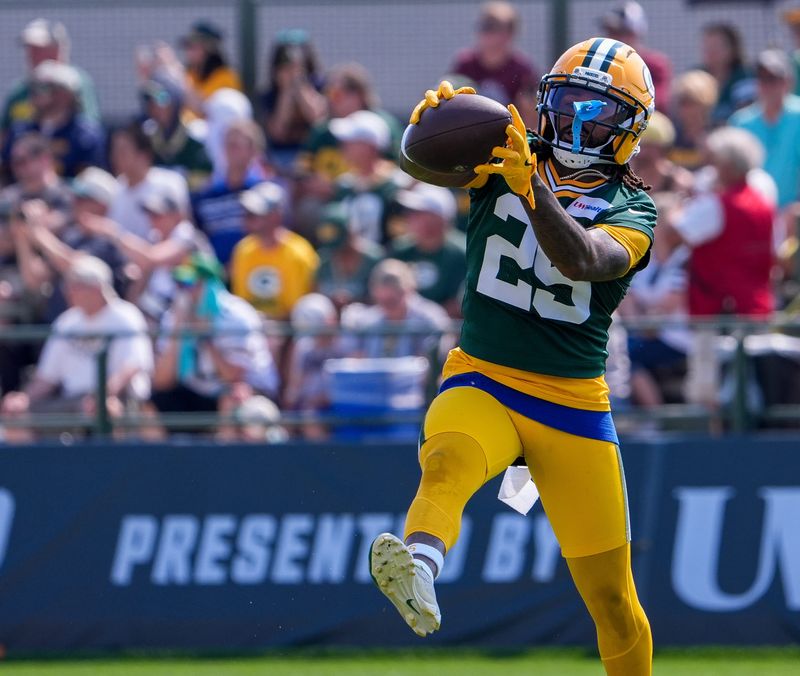 Green Bay Packers cornerback Keisean Nixon runs through a drill during the second day of training camp.