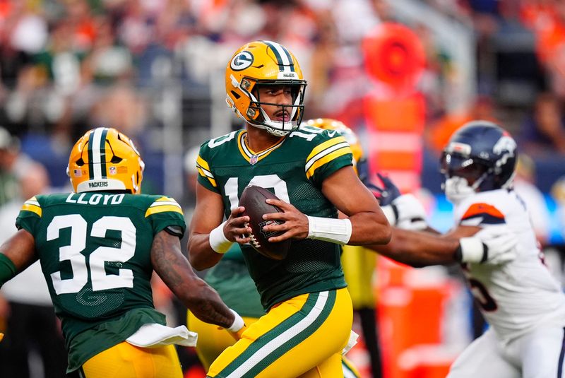 Aug 21, 2026; Denver, Colorado, USA;  Green Bay Packers quarterback Jordan Love (10) during in the first quarter of a preseason game against the Denver Broncos at Empower Field at Mile High.  Mandatory Credit: Ron Chenoy-Imagn Images